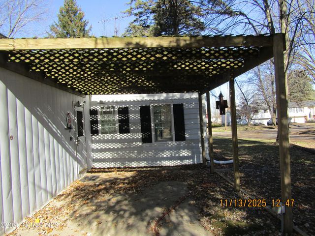 5101 Kitchener Drive, Toledo, OH 43615