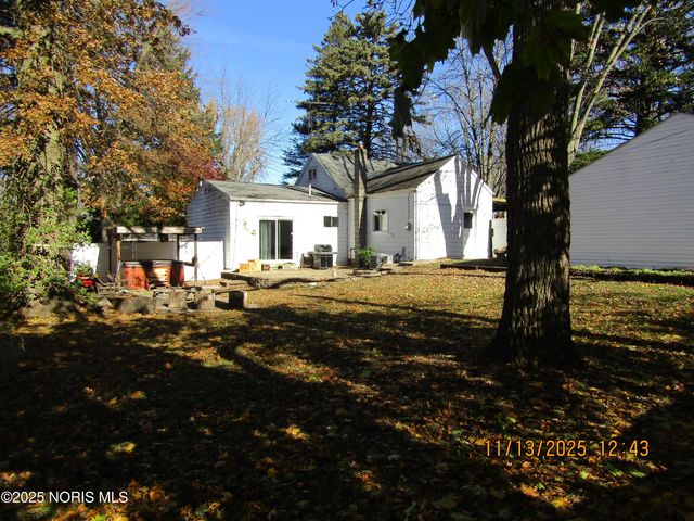 5101 Kitchener Drive, Toledo, OH 43615