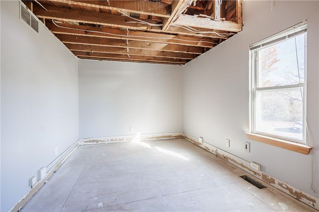 5692 Pittsford Palmyra Road, Pittsford, NY 14534