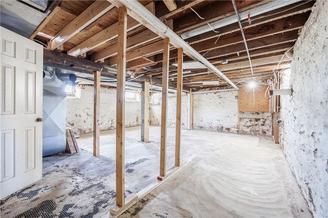 5692 Pittsford Palmyra Road, Pittsford, NY 14534