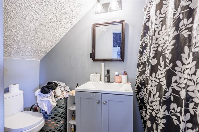 5692 Pittsford Palmyra Road, Pittsford, NY 14534