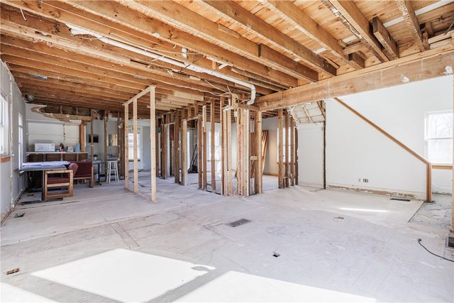 5692 Pittsford Palmyra Road, Pittsford, NY 14534