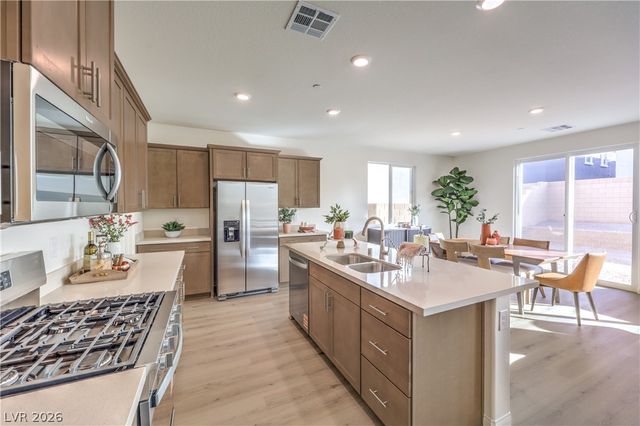 3824 Tropical Zen Avenue, North Las Vegas, NV 89081