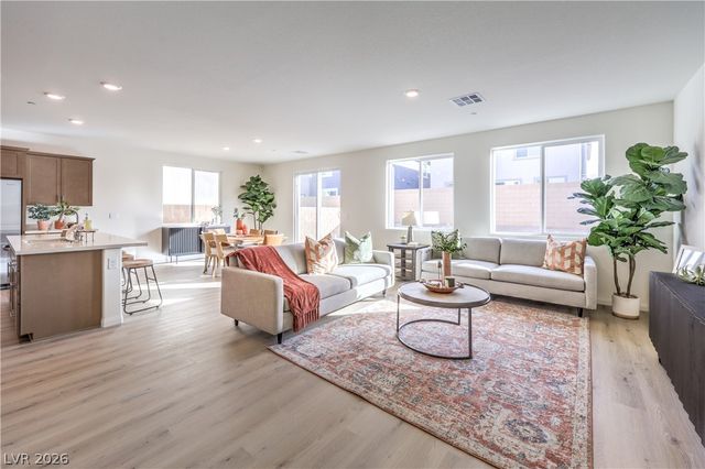 3824 Tropical Zen Avenue, North Las Vegas, NV 89081