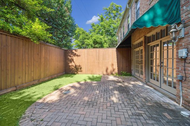6722 Vanderbilt Street 2, West University Place, TX 77005