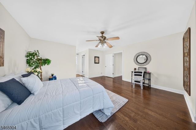 29 Windsor Dr, East Brunswick Twp., NJ 08816