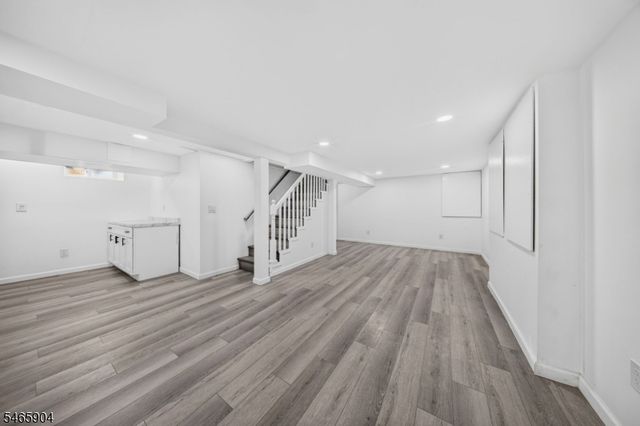 29 Windsor Dr, East Brunswick Twp., NJ 08816
