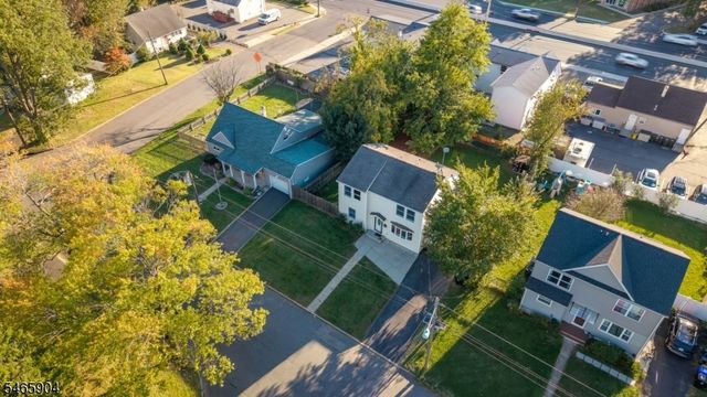 29 Windsor Dr, East Brunswick Twp., NJ 08816