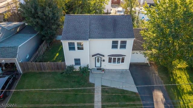 29 Windsor Dr, East Brunswick Twp., NJ 08816