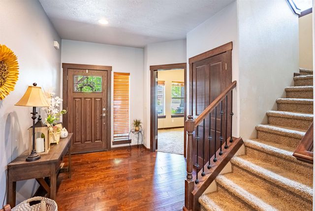 1927 S Clover Dr, Greenacres, WA 99016