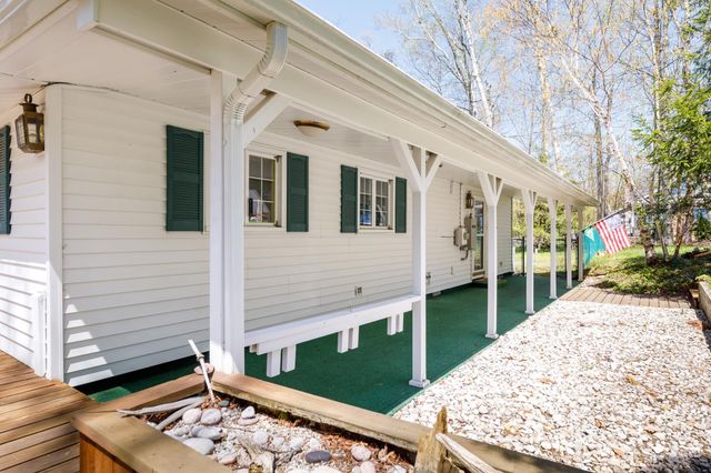 8432 S Dunns Farm Road, Kasson Twp, MI 49664