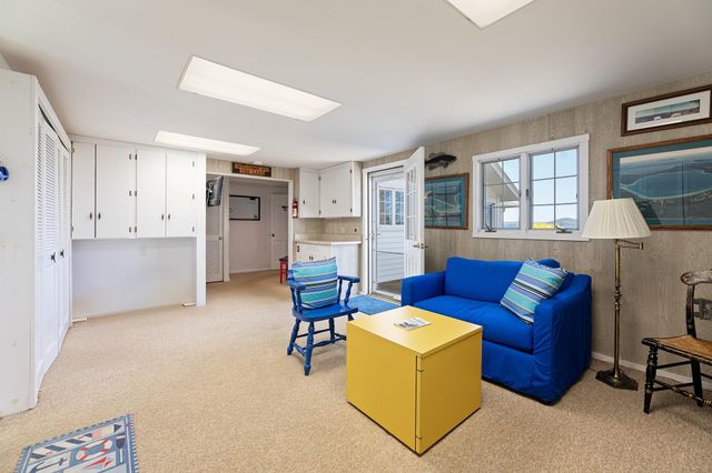 8432 S Dunns Farm Road, Kasson Twp, MI 49664