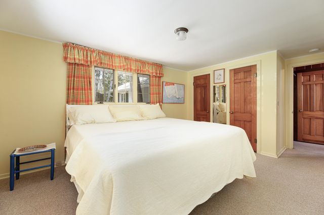 8432 S Dunns Farm Road, Kasson Twp, MI 49664