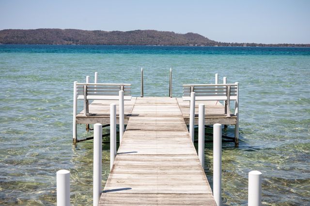 8432 S Dunns Farm Road, Kasson Twp, MI 49664