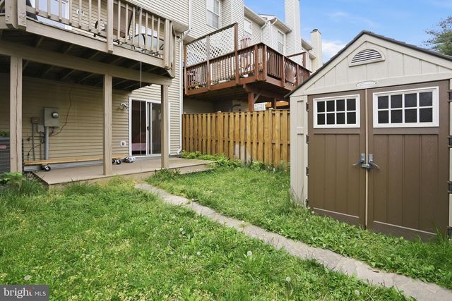 9214 JESSICA DR, Manassas Park, VA 20111