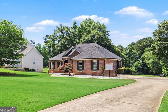 80 Bay Drive, Newnan, GA 30263