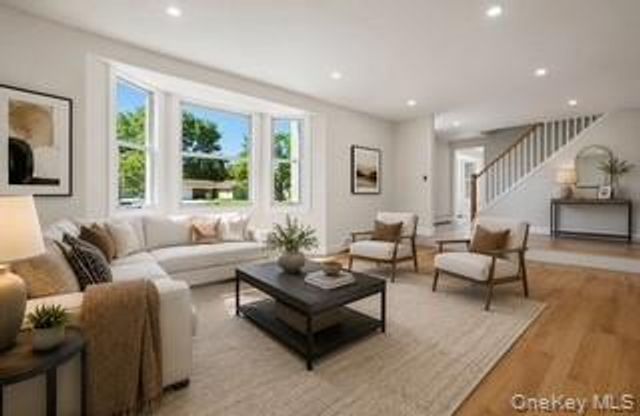 5 Bernice Court, Coram, NY 11727