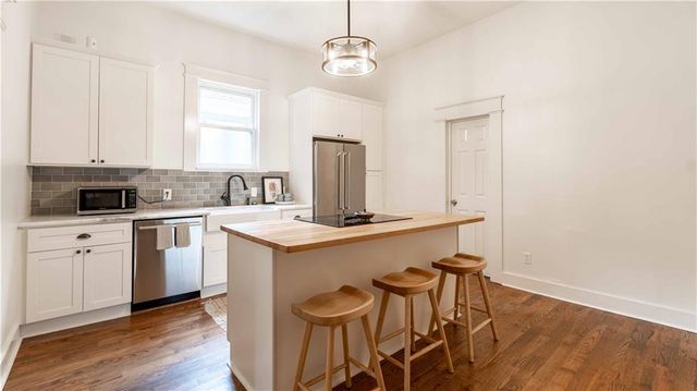 680 Grady SW Place, Atlanta, GA 30310