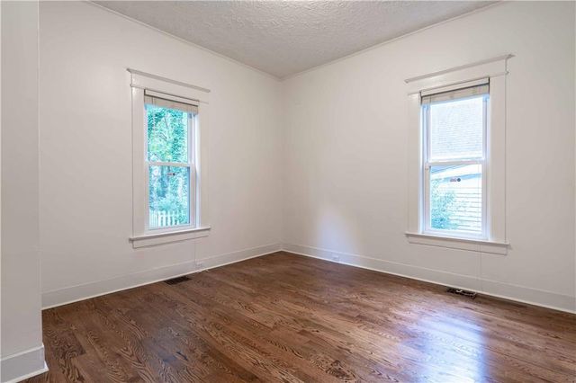 680 Grady SW Place, Atlanta, GA 30310