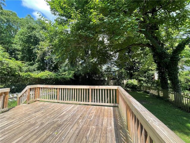 680 Grady SW Place, Atlanta, GA 30310