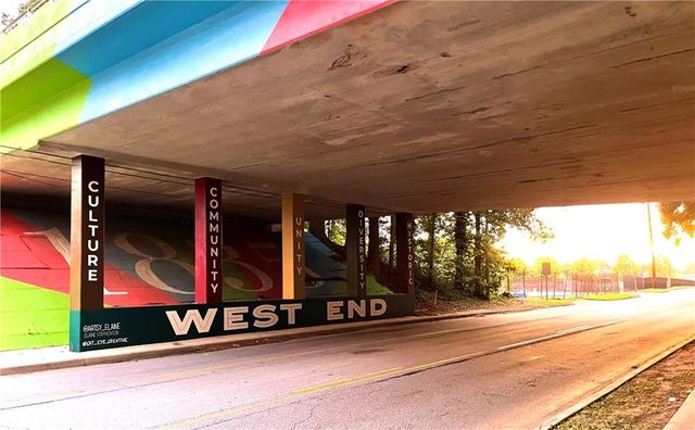 680 Grady SW Place, Atlanta, GA 30310