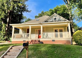 680 Grady SW Place, Atlanta, GA 30310