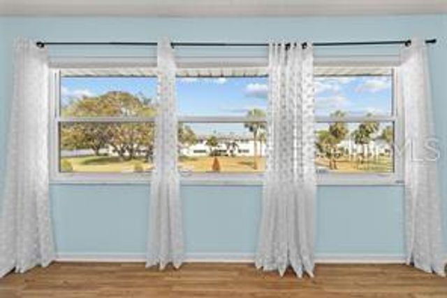 5257 81ST LANE N 17, St Petersburg, FL 33709