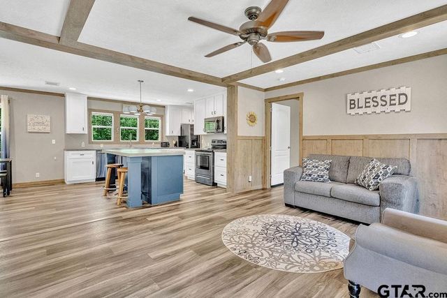 20143 C County Road 450, Lindale, TX 75771