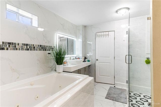 1101 Greenbriar Avenue, Mission, TX 78572