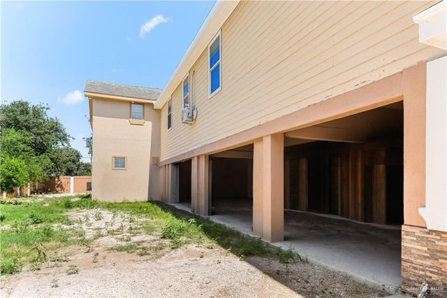 1101 Greenbriar Avenue, Mission, TX 78572