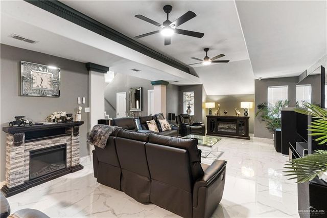 1101 Greenbriar Avenue, Mission, TX 78572