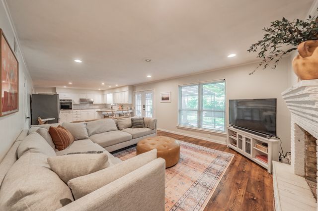 1714 Kiltartan Drive, Dallas, TX 75228
