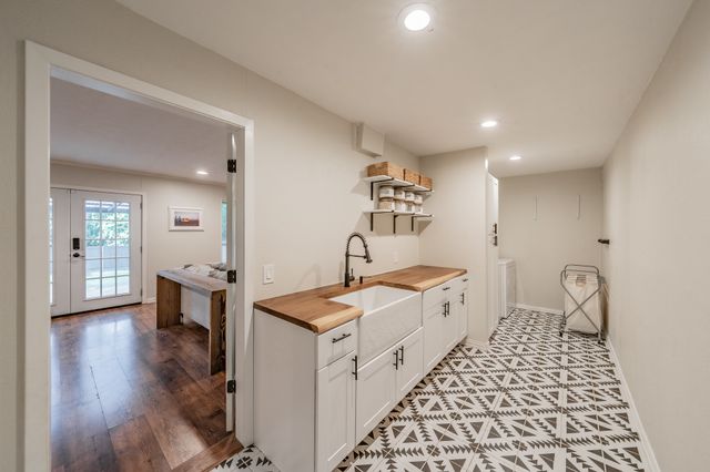 1714 Kiltartan Drive, Dallas, TX 75228