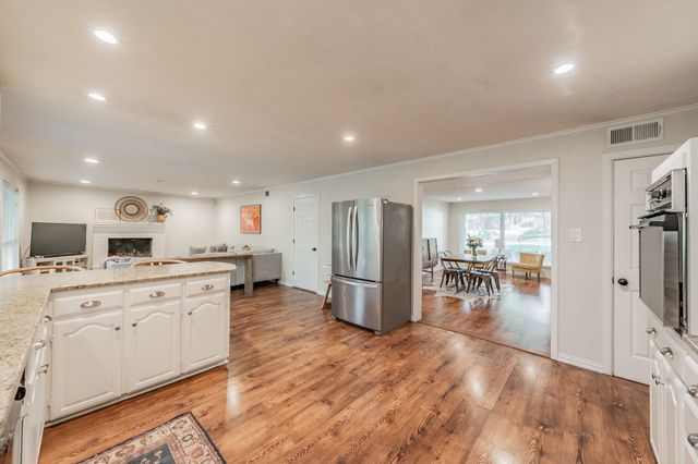 1714 Kiltartan Drive, Dallas, TX 75228