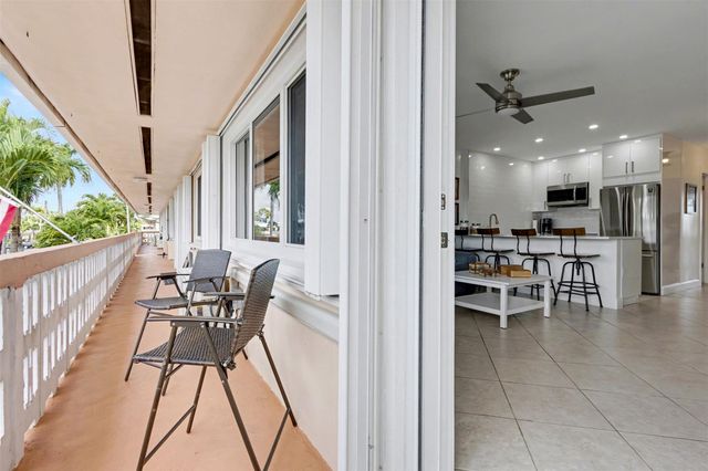 901 SW 11th Ave 16H, Hallandale Beach, FL 33009