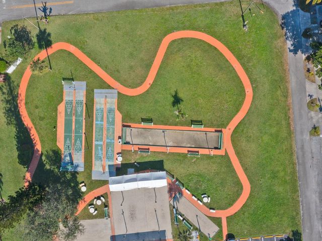 901 SW 11th Ave 16H, Hallandale Beach, FL 33009