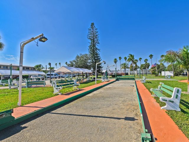 901 SW 11th Ave 16H, Hallandale Beach, FL 33009