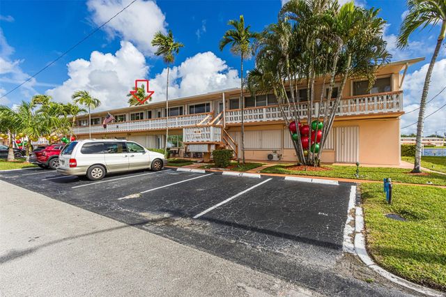 901 SW 11th Ave 16H, Hallandale Beach, FL 33009