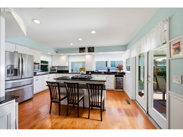 468 PALMER Dr N, Keizer, OR 97303