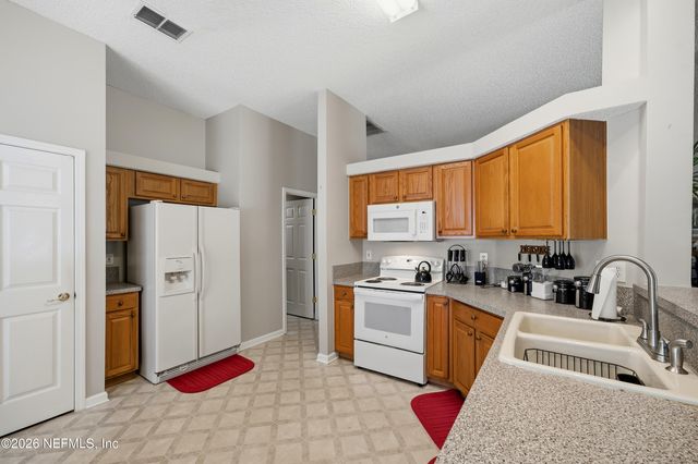 1879 SUNCHASE Court, Jacksonville, FL 32246