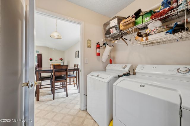 1879 SUNCHASE Court, Jacksonville, FL 32246
