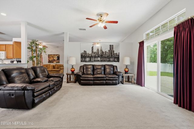 1879 SUNCHASE Court, Jacksonville, FL 32246