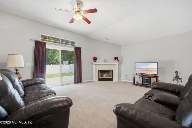 1879 SUNCHASE Court, Jacksonville, FL 32246
