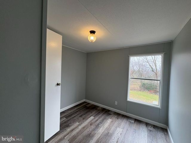 504 CLEVELAND AVENUE EXT, Waynesboro, PA 17268