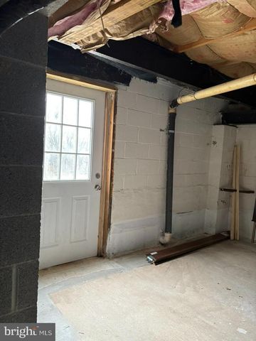 504 CLEVELAND AVENUE EXT, Waynesboro, PA 17268