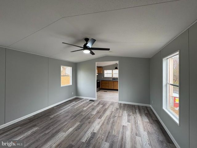 504 CLEVELAND AVENUE EXT, Waynesboro, PA 17268