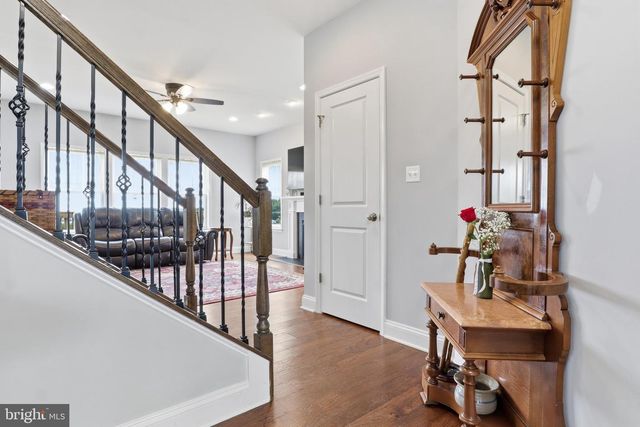 6792 HICKORY RD, Stewartstown, PA 17363