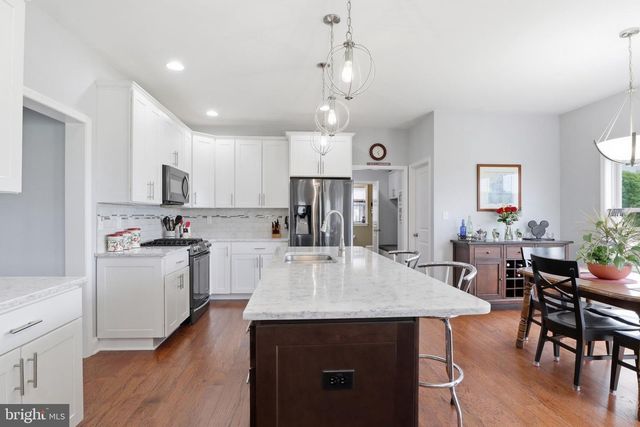 6792 HICKORY RD, Stewartstown, PA 17363
