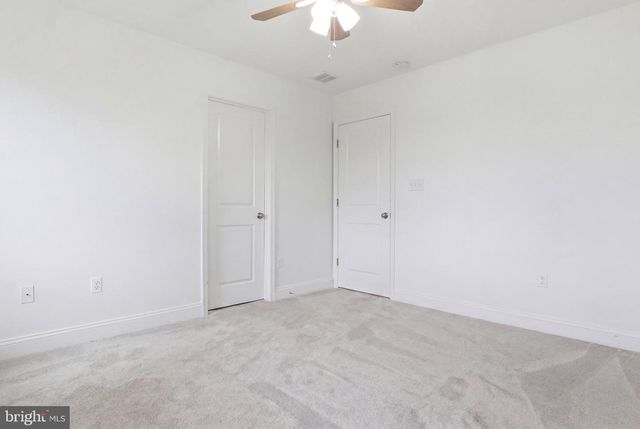 6792 HICKORY RD, Stewartstown, PA 17363