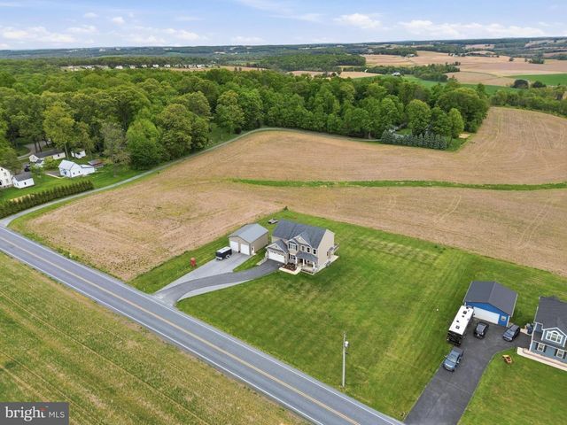 6792 HICKORY RD, Stewartstown, PA 17363